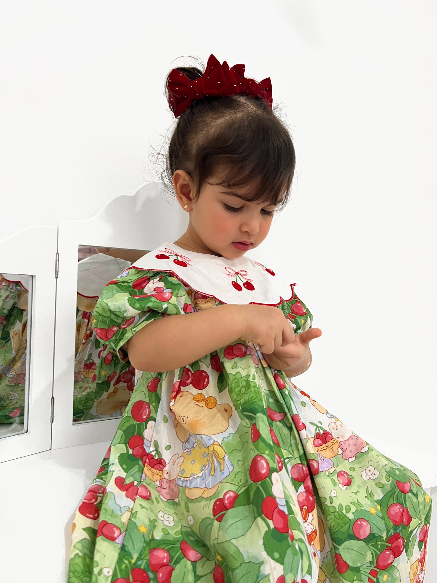 Vestido Infantil Cuello Cerejinhas