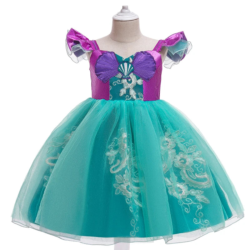 Vestido de fiesta infantil con conchas