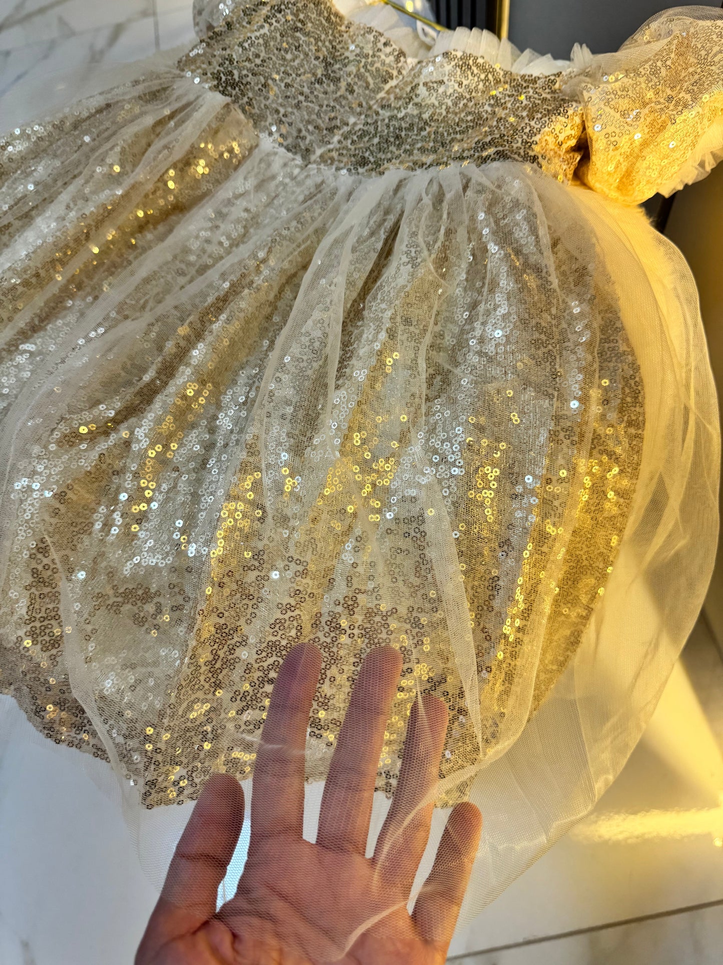 Vestido Infantil Dorado Brillante