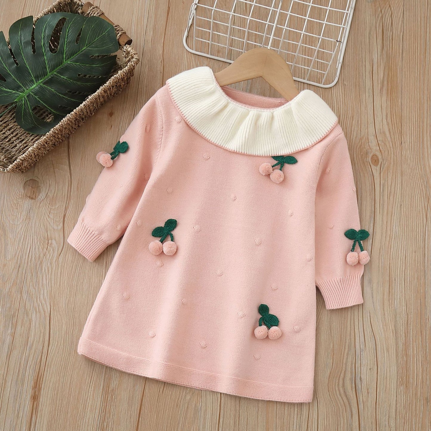 Vestido Infantil de Invierno Cerezas