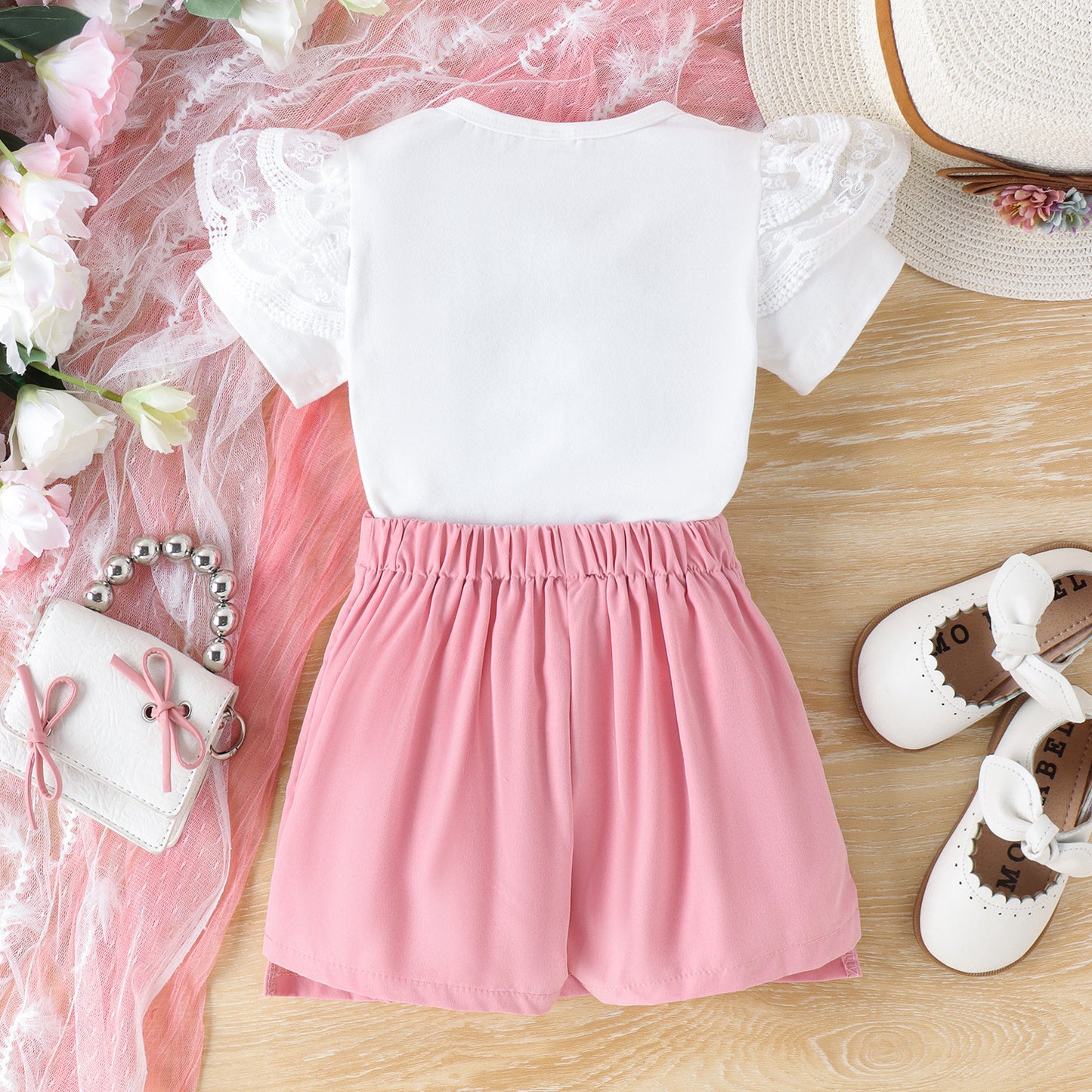 Conjunto de Encaje y Pedrería para Niña