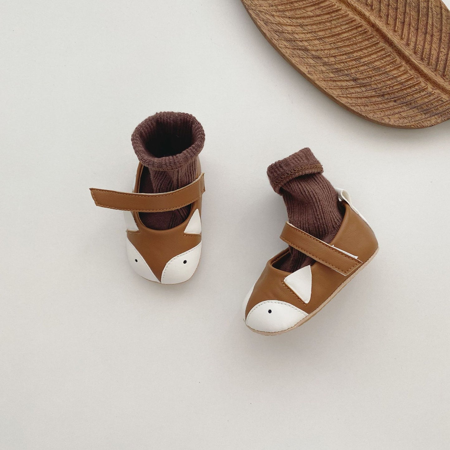 Lindos zapatos de Niña