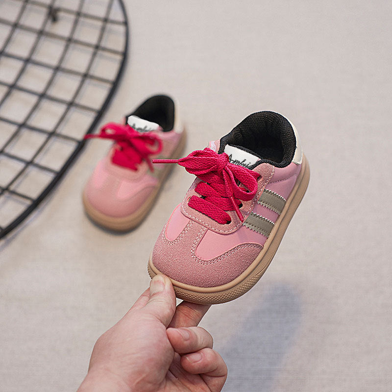 Zapatillas Infantiles con Cordones y Rayas