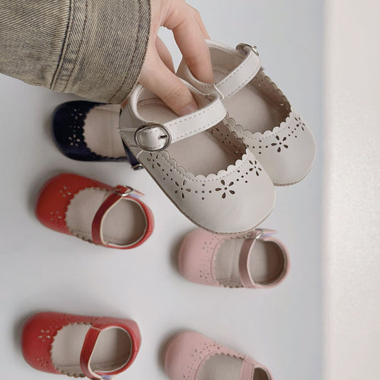 Zapatos Furadinho Niño de Mujer