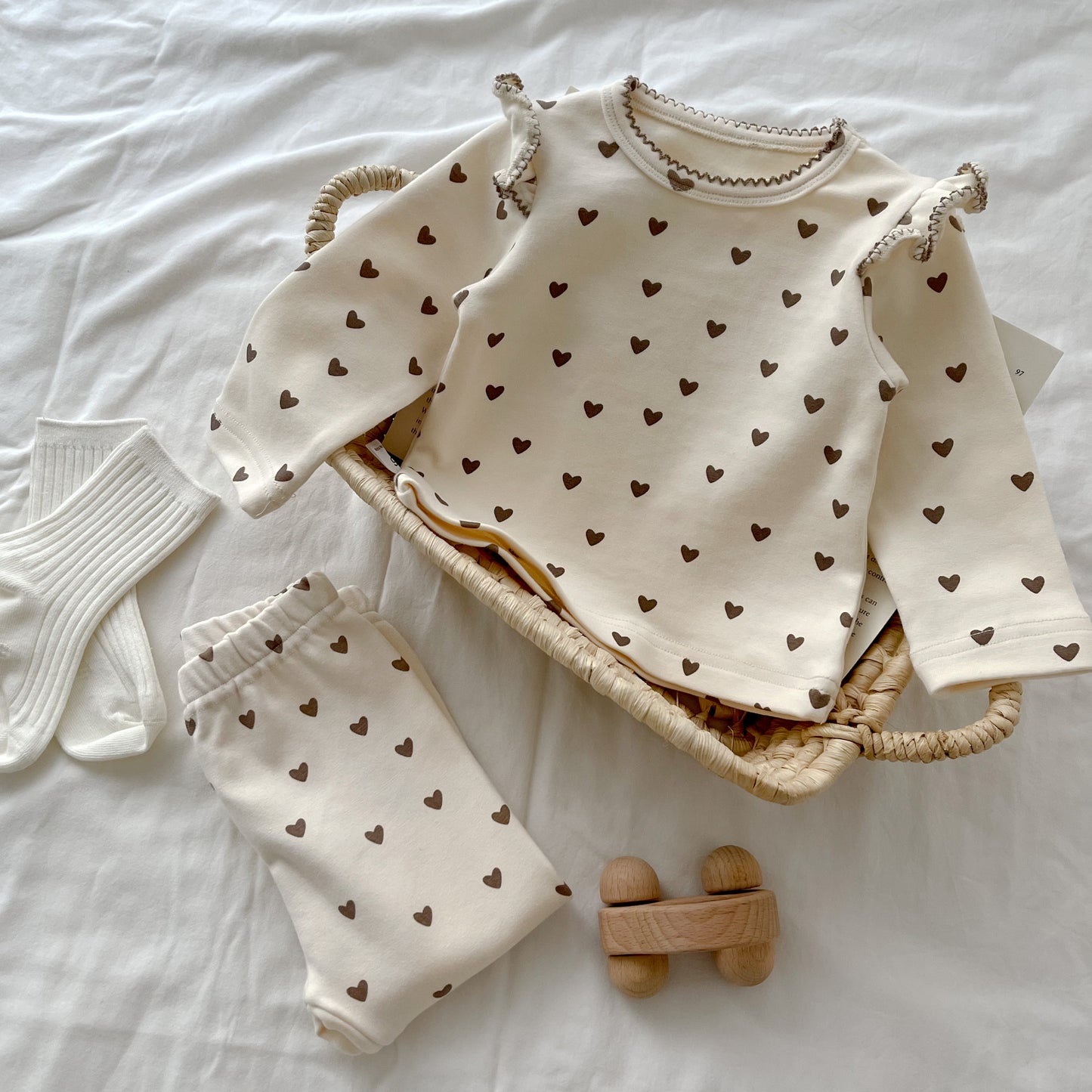 Conjunto Infantil Mujer Corazones