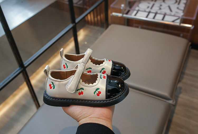Moda Cerejinhas Zapatos Infantiles