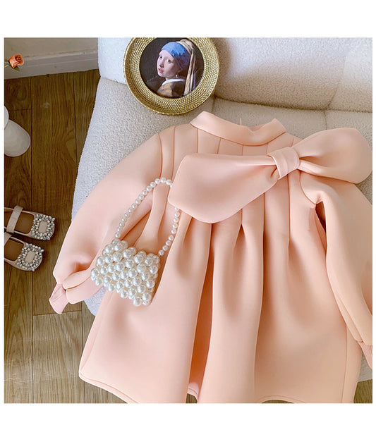 Vestido Infantil con Lazo Elegante.