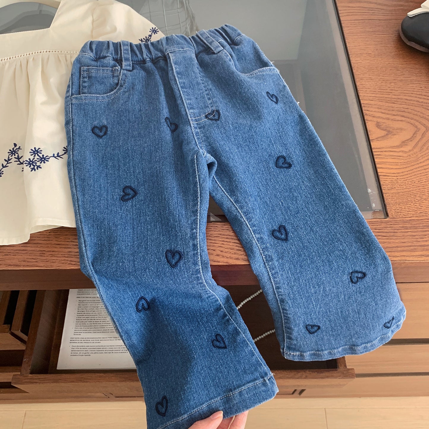 Conjunto Infantil Florzinhas + Jeans Corazones