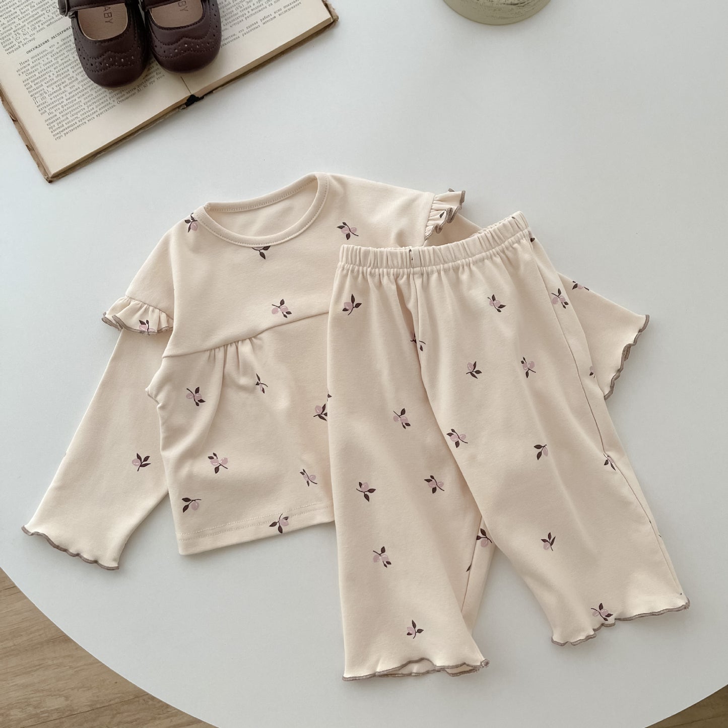 Conjunto Infantil de Niña Little Flowers