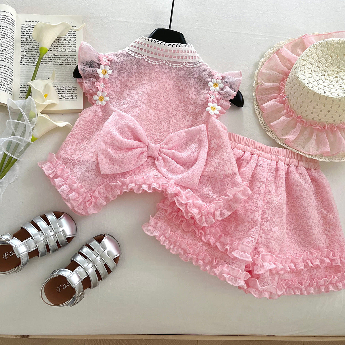 Conjunto floral de encaje para niñas