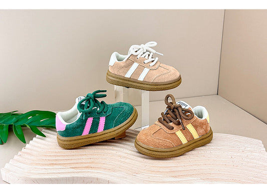 Zapatillas deportivas con cordones para niños AD