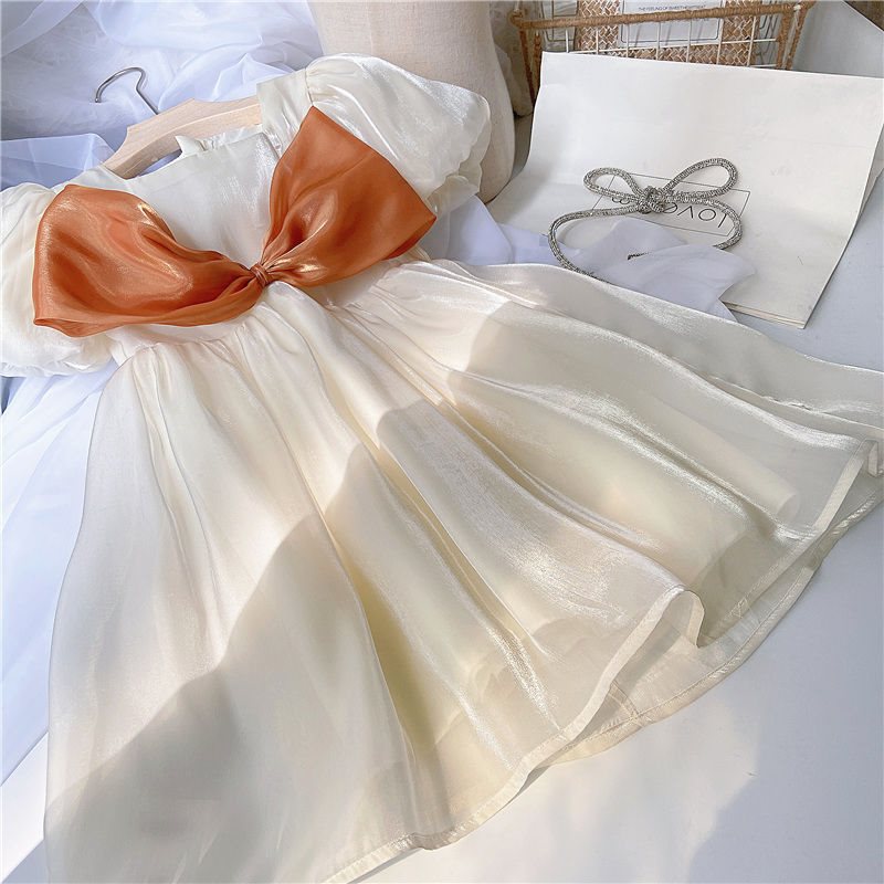 Vestido Infantil de Tul y Encaje