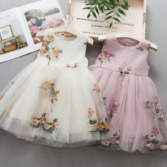 Vestido infantil de tul floral
