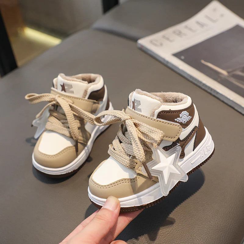Zapatillas Deportivas para Niños con Diseño de Estrellas