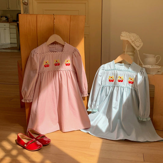 Vestido Infantil de Manga Larga con Cerecitas