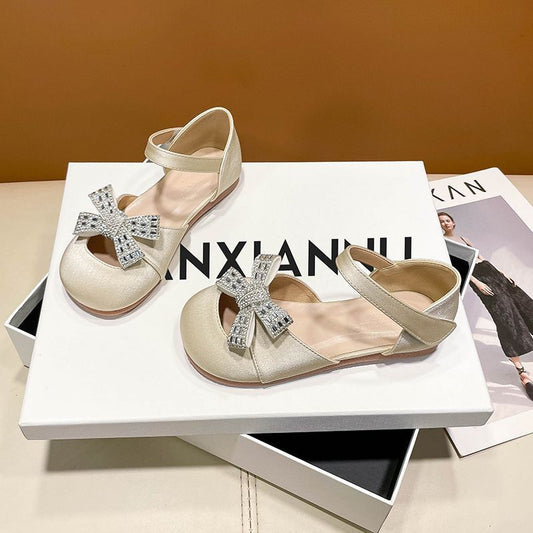 Vestido Infantil de Invierno con Hojas y Tul