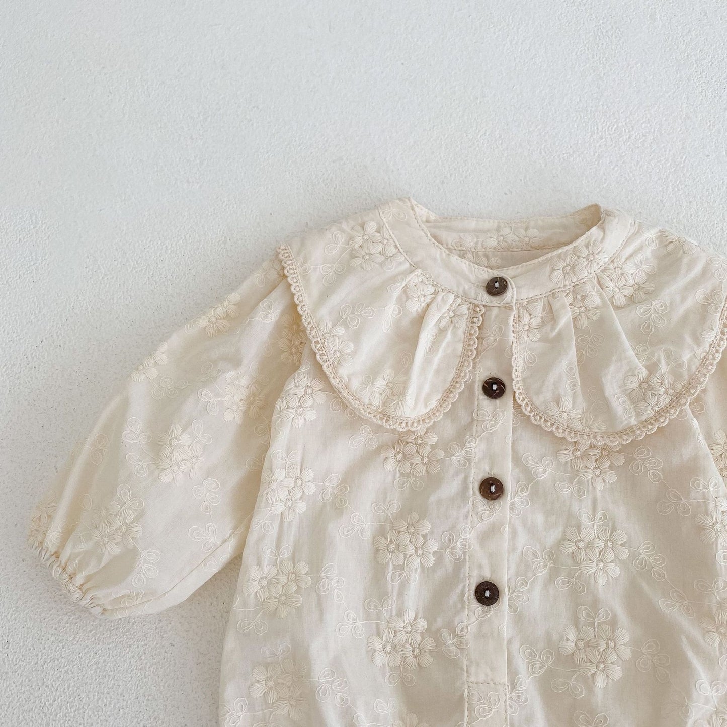 Body Infantil con Flores Bordadas