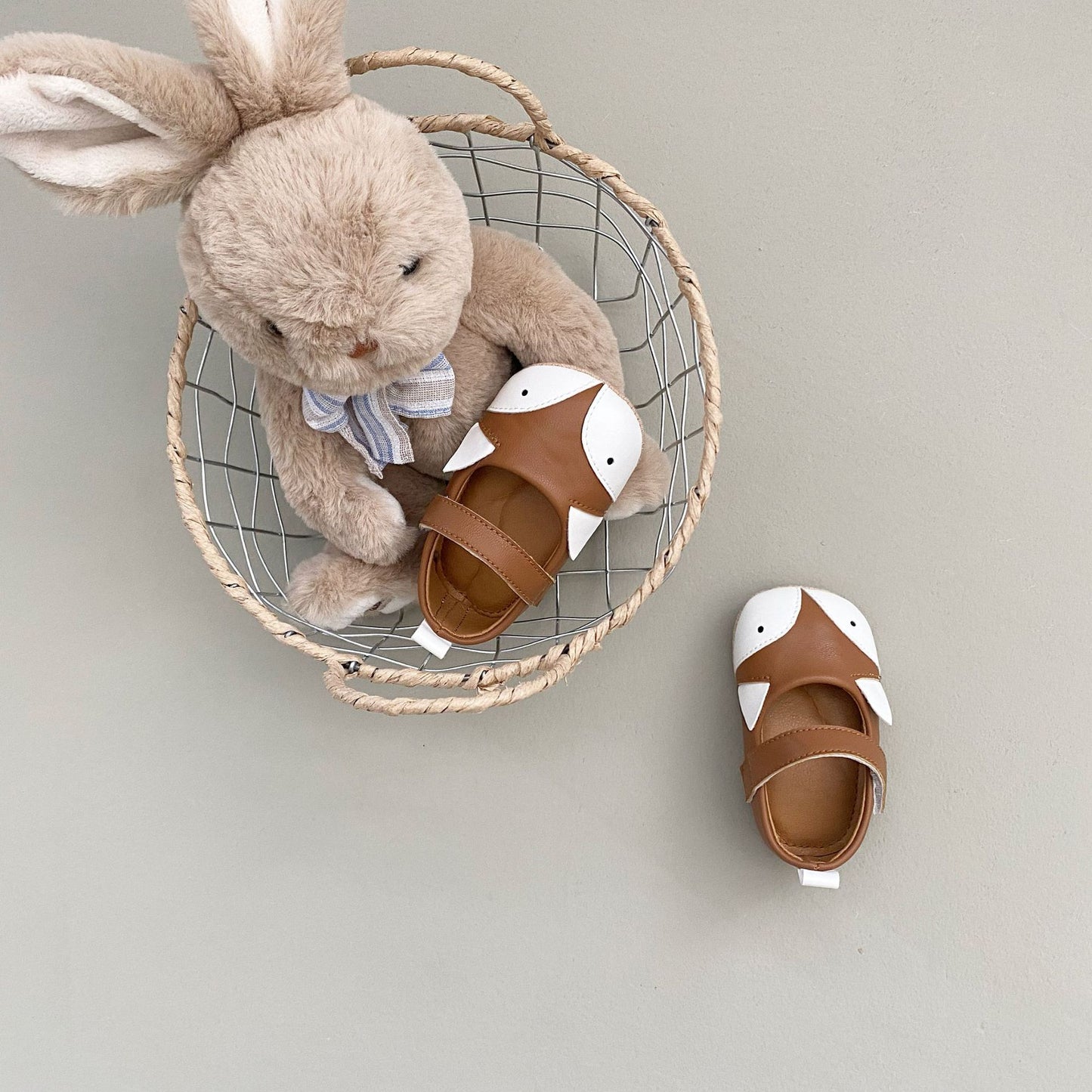 Lindos zapatos de Niña