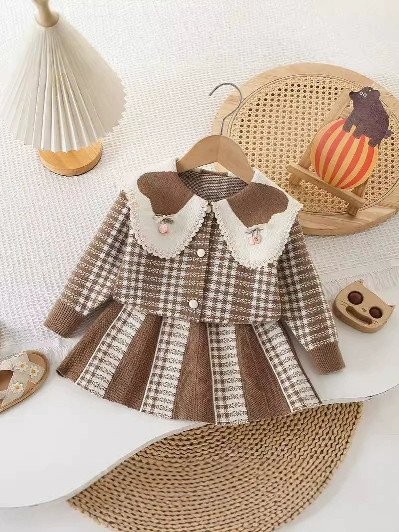Conjunto de punto a cuadros para niña