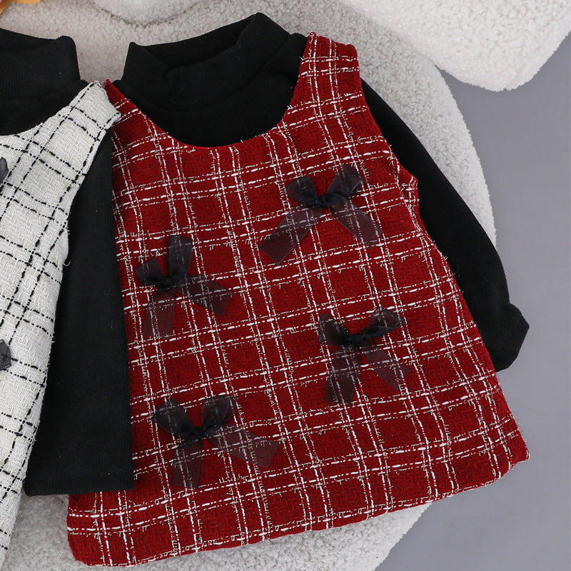 Vestido infantil de invierno con lazos