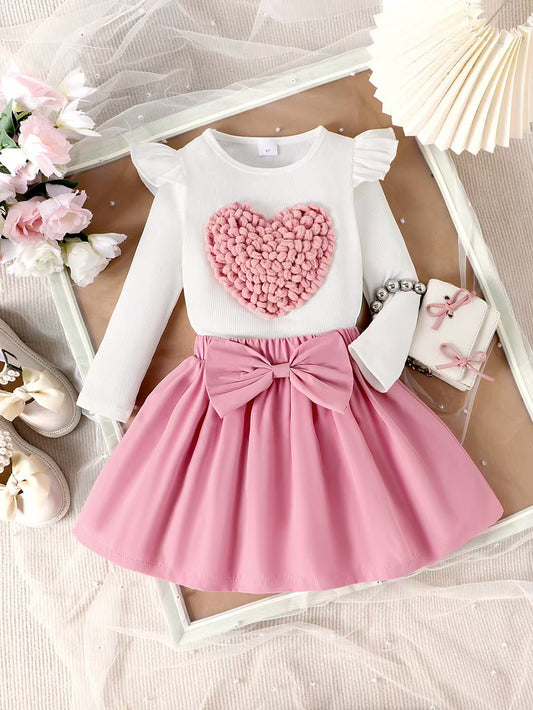 Conjunto de corazón y lazo para niña