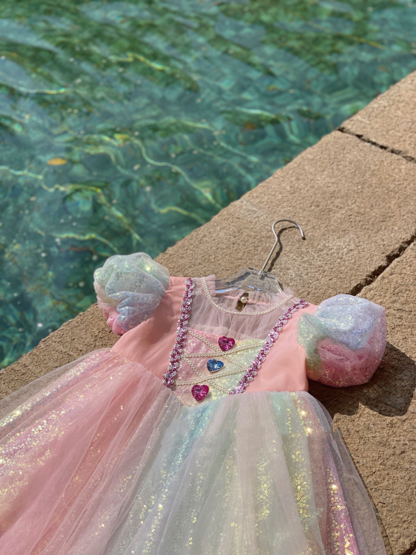 Vestido Infantil Princesa Corazones Brillantes