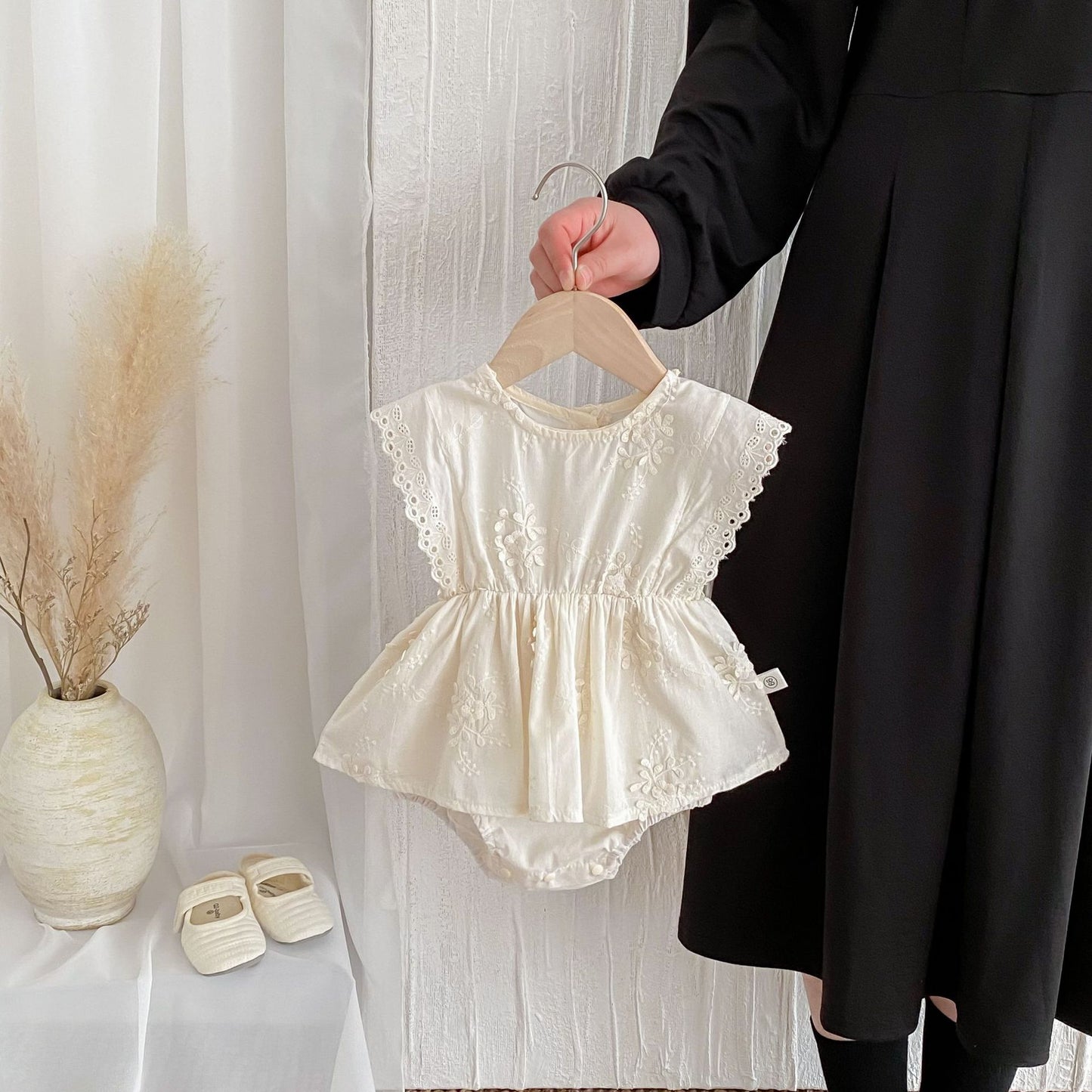 Body Infantil de Encaje Floral