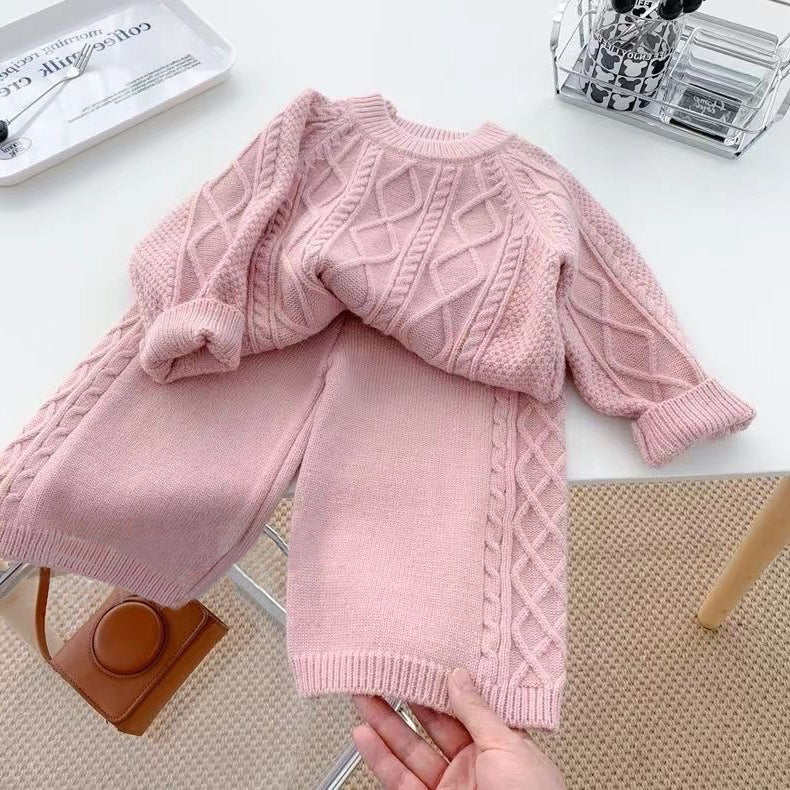 Conjunto de punto rosa para niña