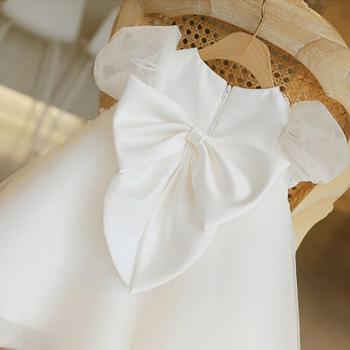 Vestido Infantil Blanco de Flores con Tul