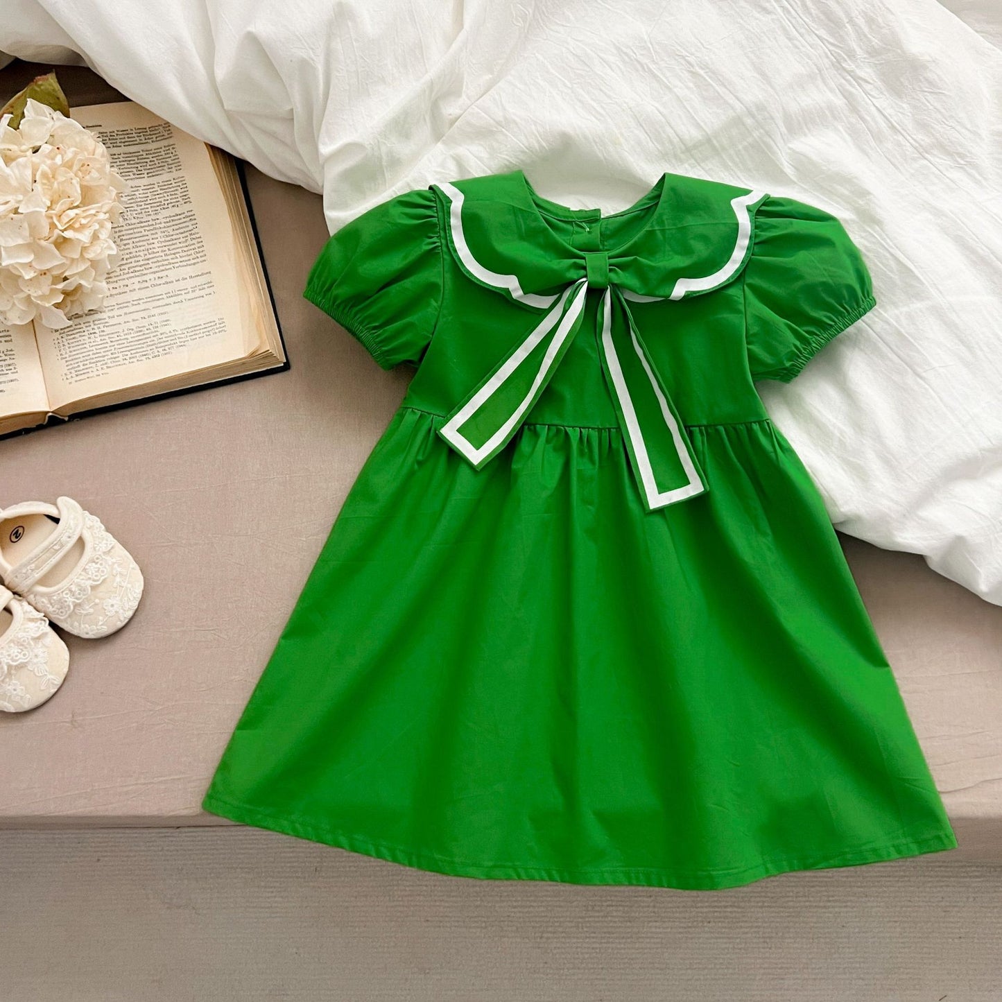 Vestido Infantil de Encaje Verde