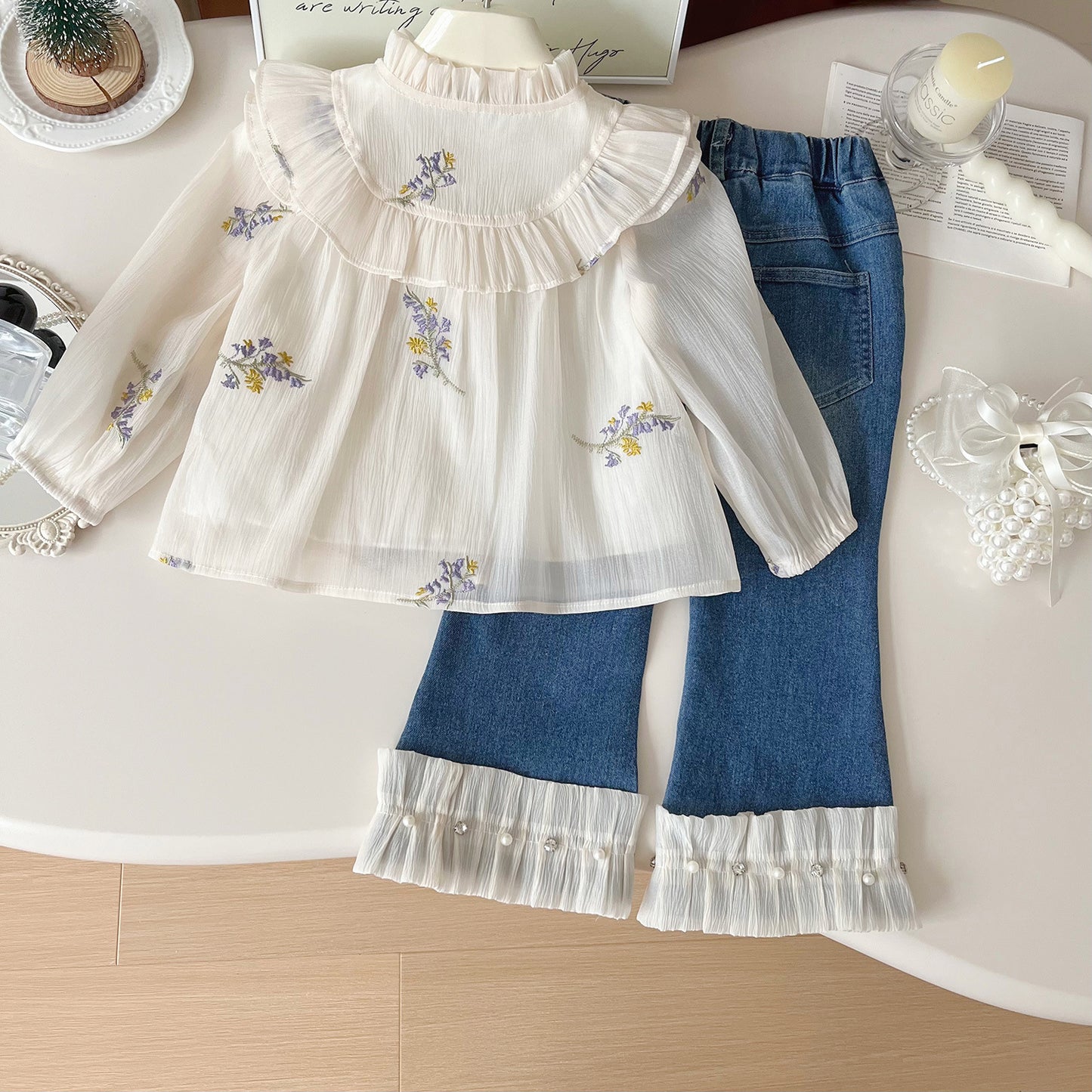 Conjunto Infantil Camisa Flores y Vaqueros