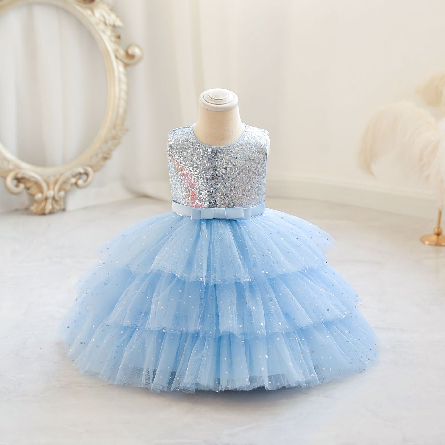 Vestido de fiesta escalonado de tul brillante