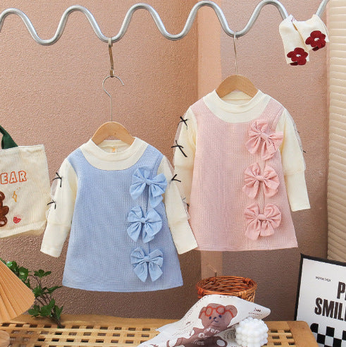 Vestido infantil de invierno con lazos