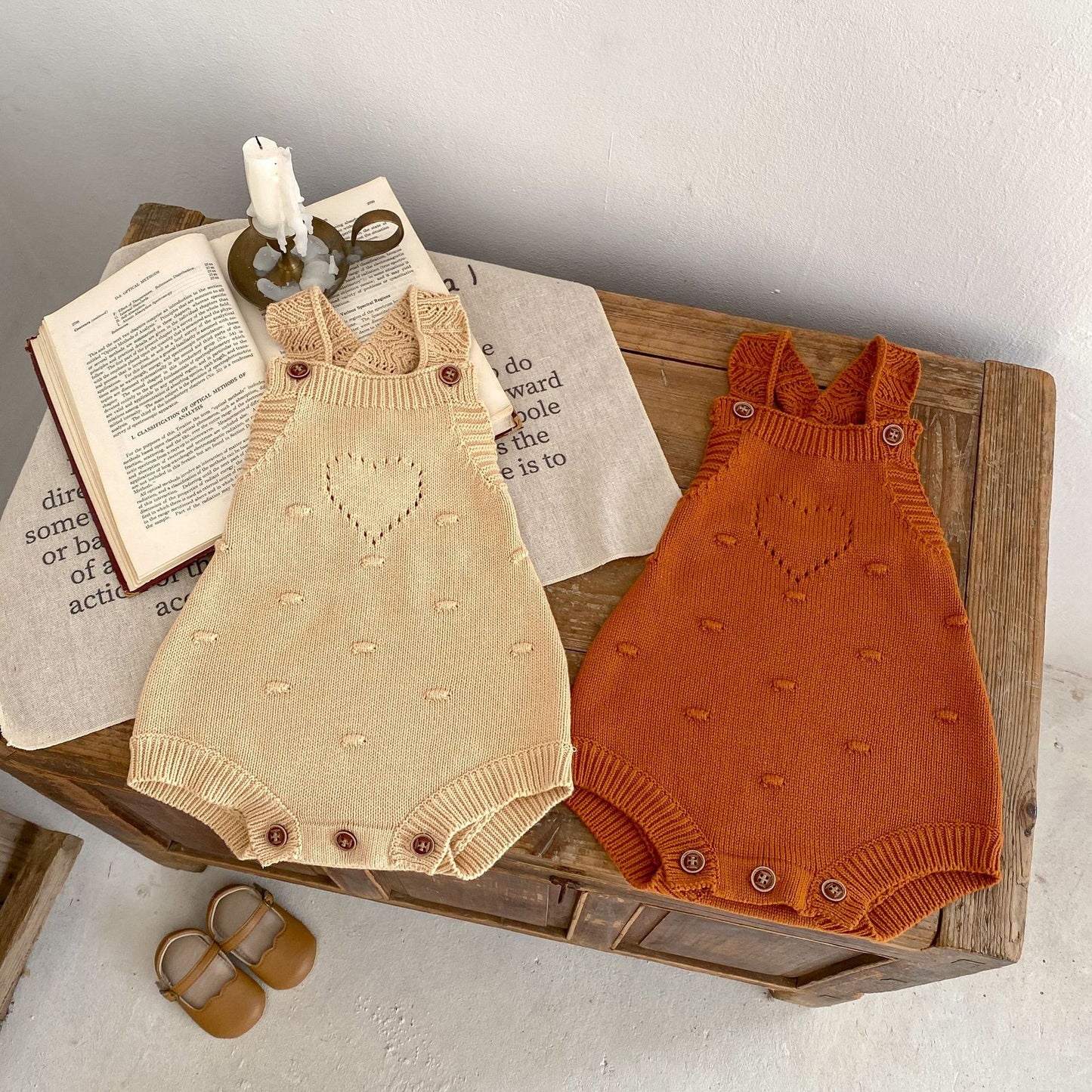 Pelele de Bebé con Corazón de Punto