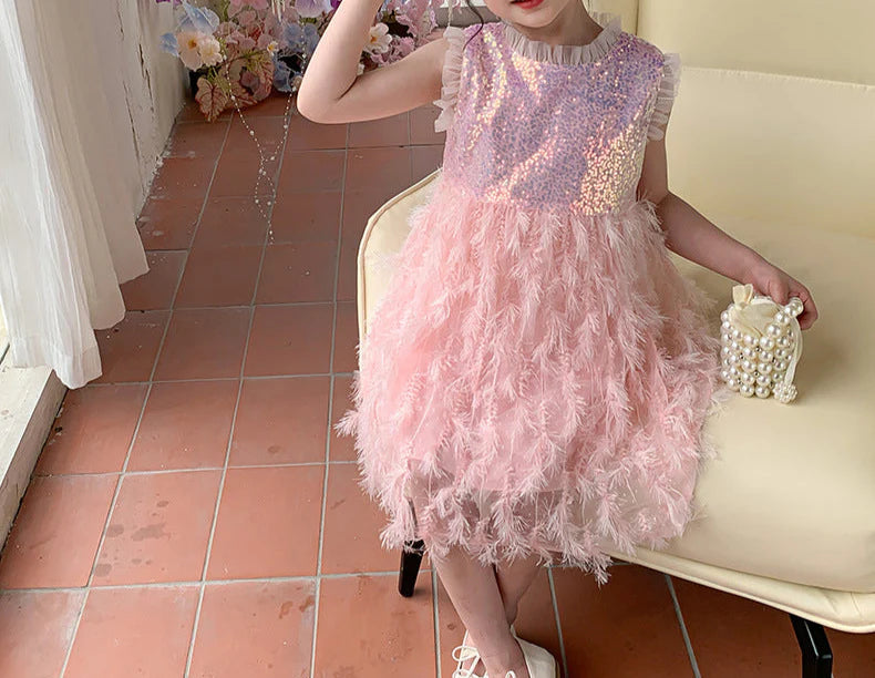 Vestido Infantil de Plumas Brillantes