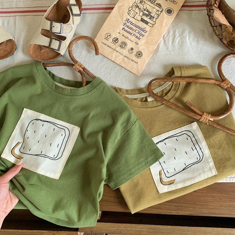 Camiseta Infantil de Verano Minimalista