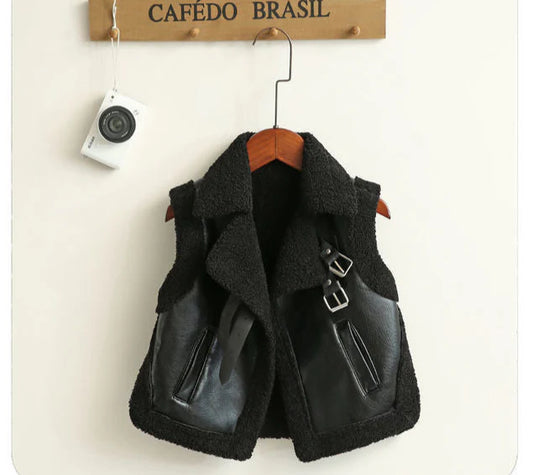 Chaleco de Niña Negro con Pelo y Cuero