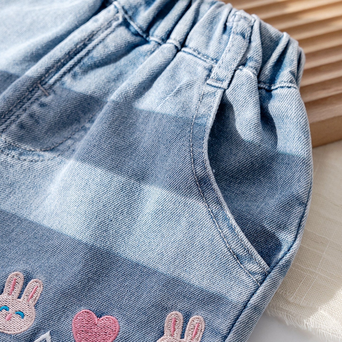 Bermudas Conejitos para Niños