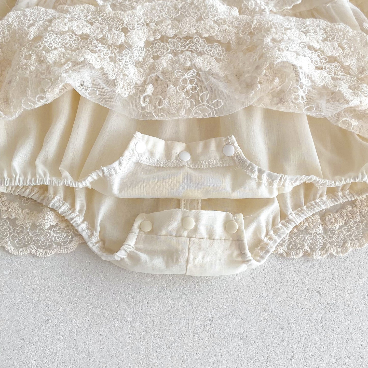 Blusa infantil de Encaje