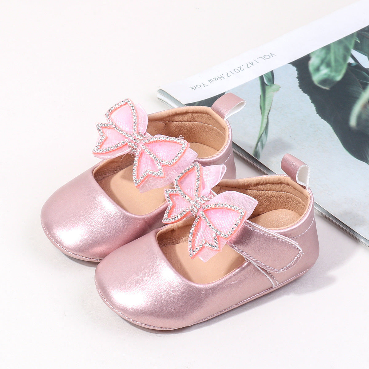 Zapatos Infantiles con Lazo Brillante