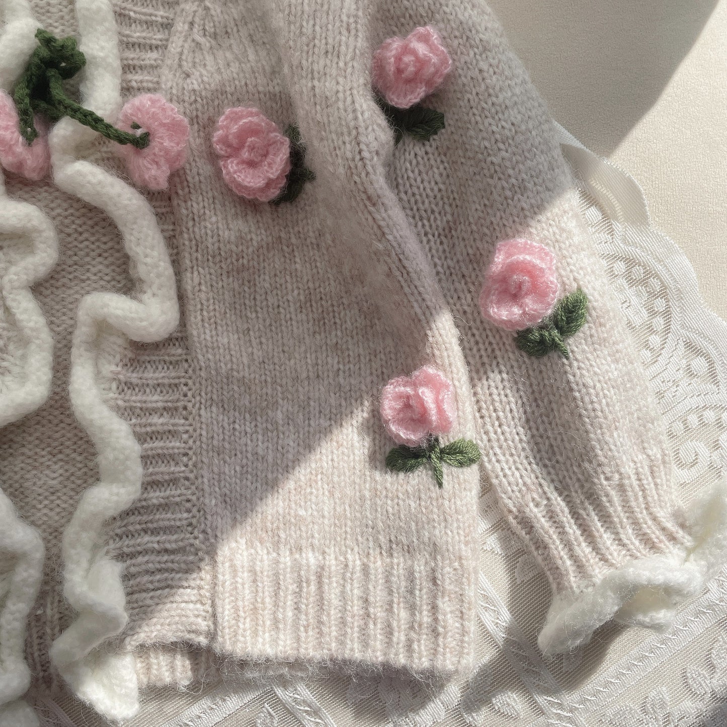 Cárdigan Infantil de Punto con Flores