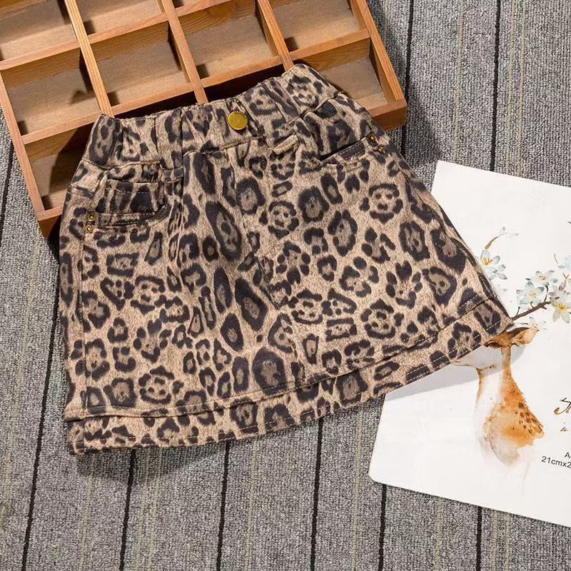 Falda Infantil con Estampado de Leopardo