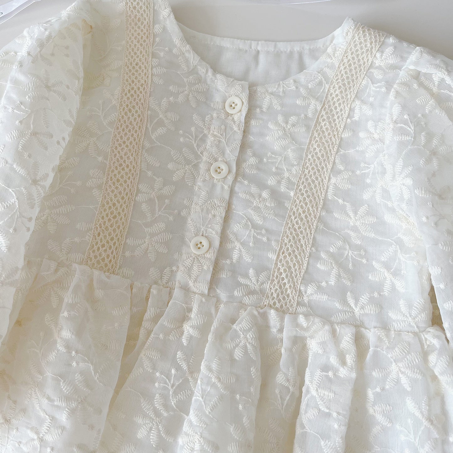 Blusa infantil de Encaje