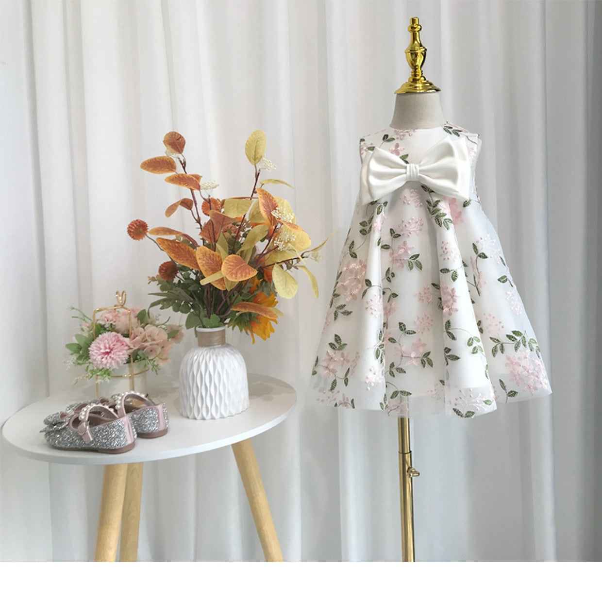 Vestido Infantil con Lazo Floral