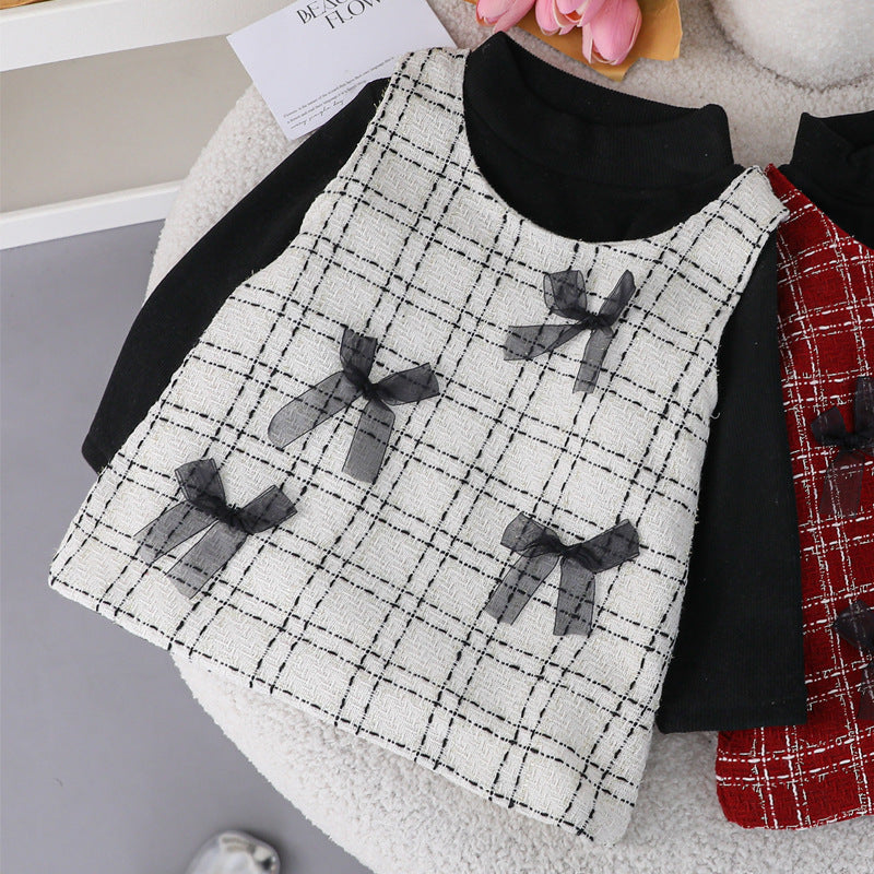 Vestido infantil de invierno con lazos