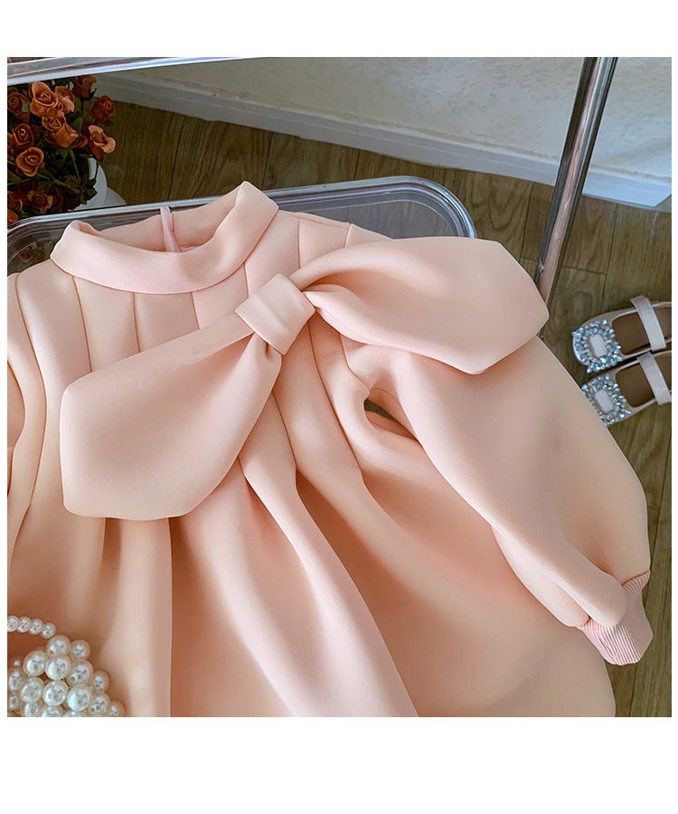Vestido Infantil con Lazo Elegante.