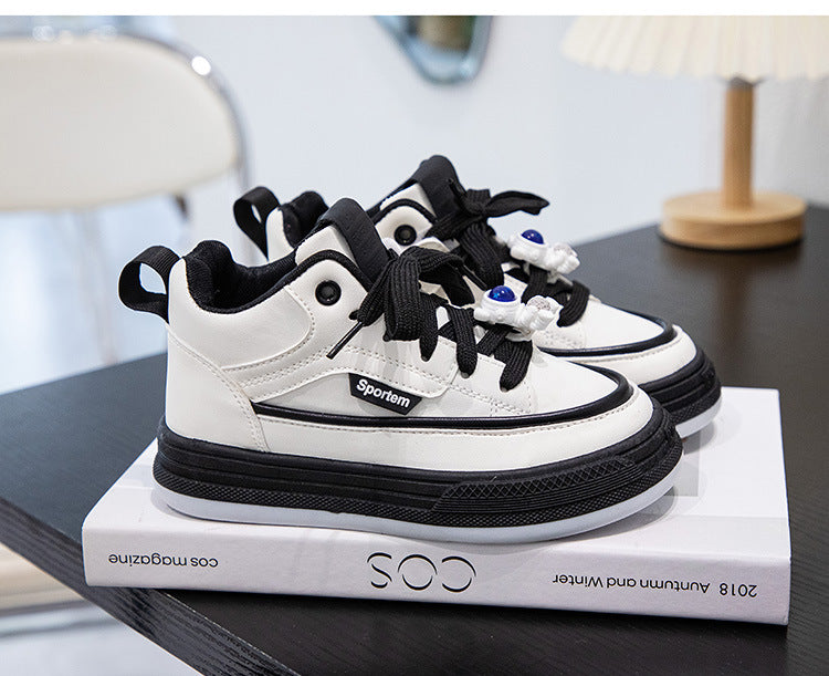 Juguetería/Bichinhos Zapatillas Infantiles