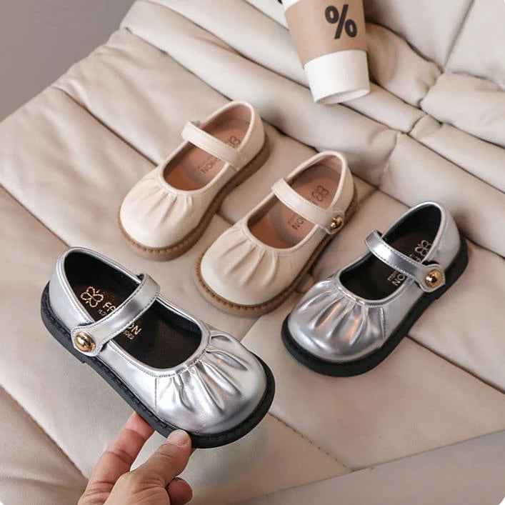 Zapatos de Moda para Mujer y Niño.