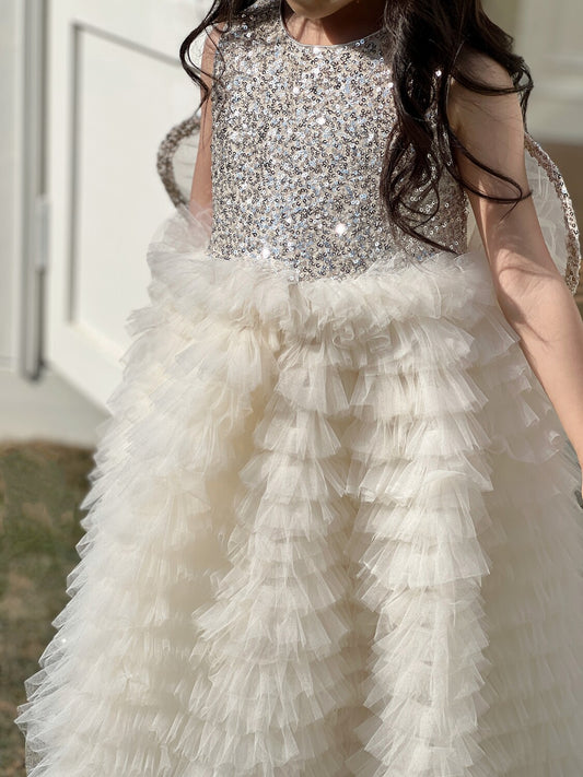 Vestido infantil brillante con alas