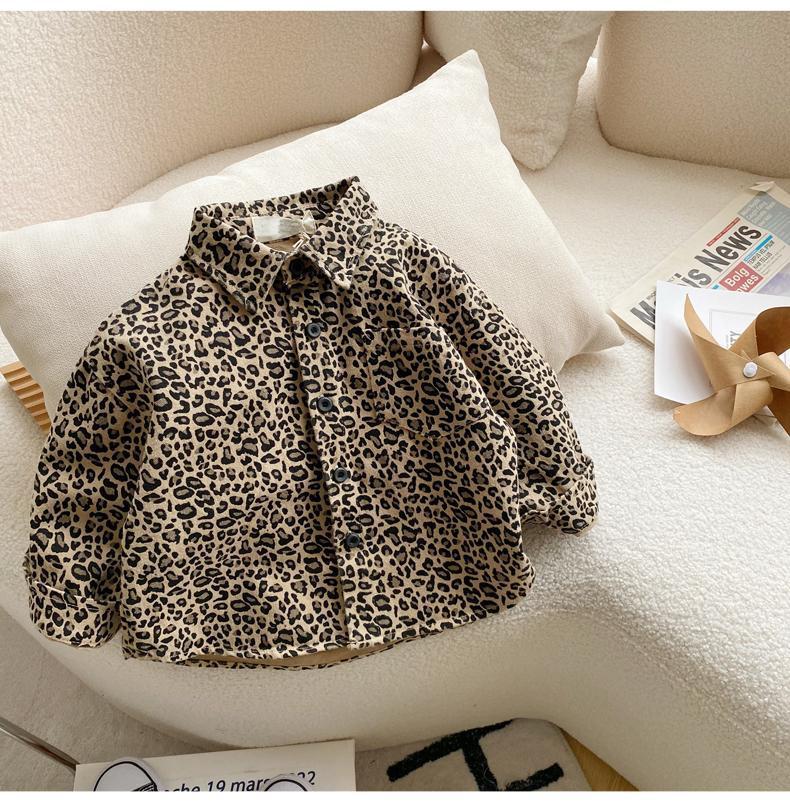 Camisa de Niña con Estampado de Leopardo